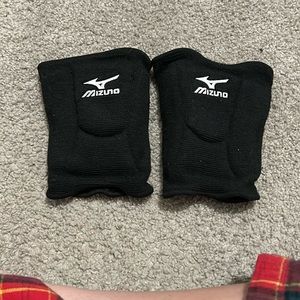 Mizuno vball kneepads